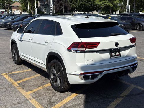 Used 2021 Volkswagen Atlas Cross Sport SE w/ V6 Towing Package FWD image 5