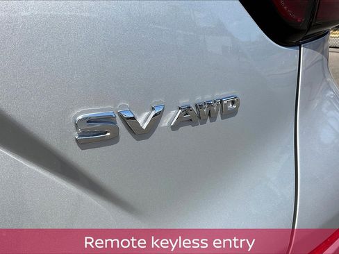 Used 2023 Nissan Murano SV image 9