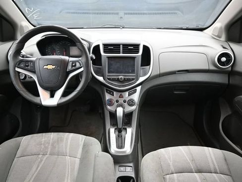 Used 2017 Chevrolet Sonic LT FWD image 17