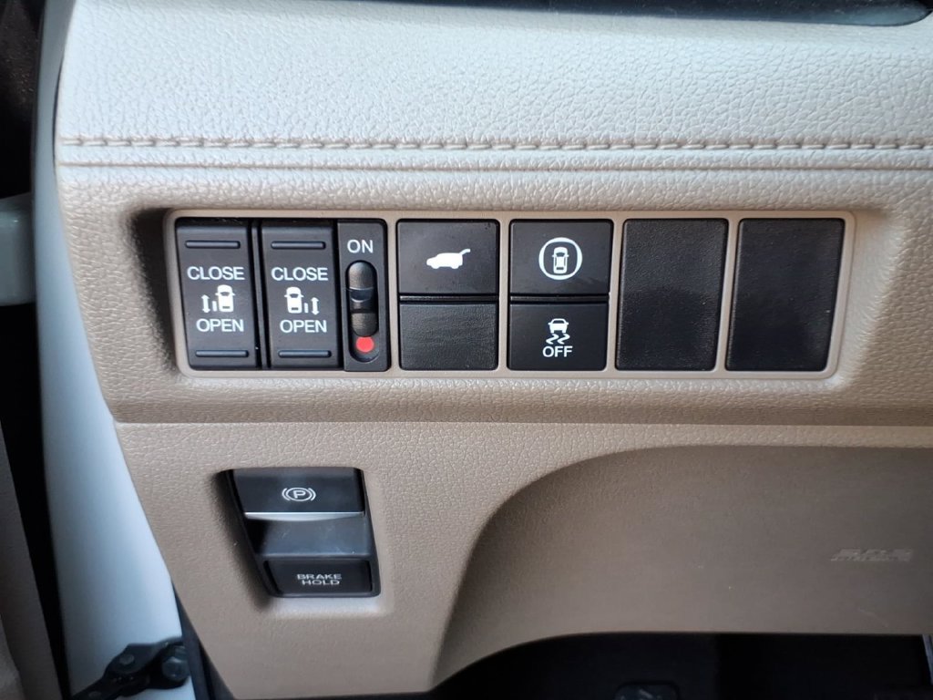 Used 2024 Honda Odyssey EX-L image 14
