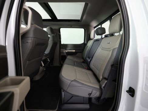 Used 2025 Ford F350 Platinum w/ Platinum Plus Package image 13