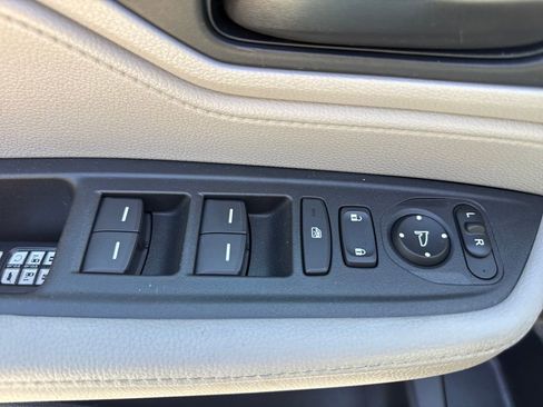 Used 2018 Honda Odyssey EX-L image 15