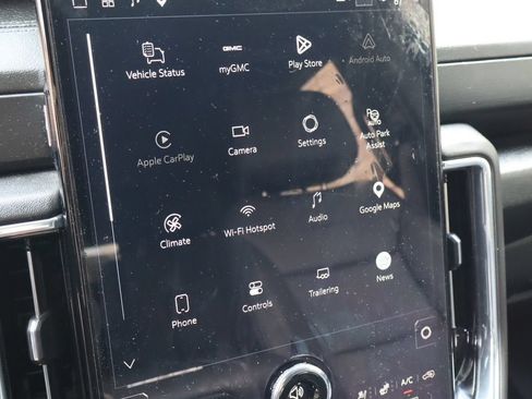 Used 2025 GMC Yukon Denali w/ Sun & Power Step Package RWD image 10