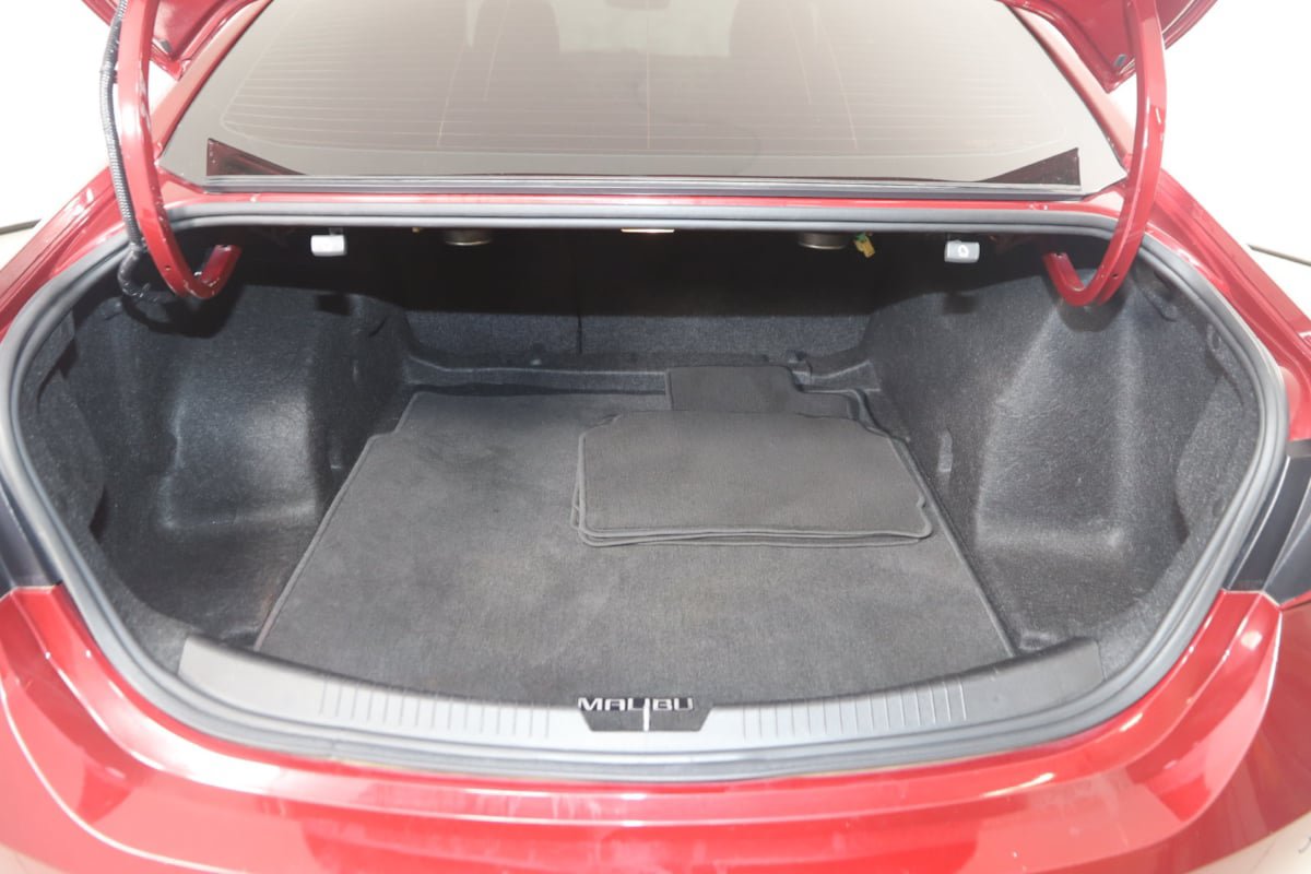 Used 2020 Chevrolet Malibu Premier FWD image 39