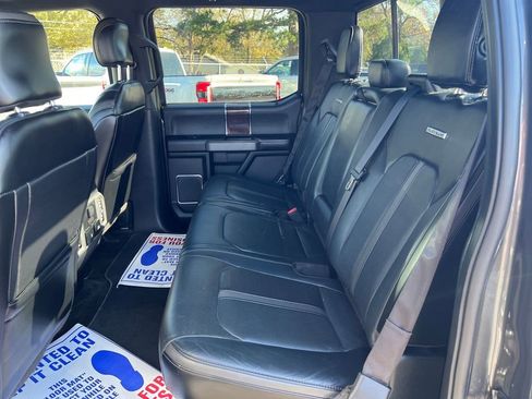 Used 2017 Ford F150 Platinum w/ Equipment Group 701A Luxury image 40