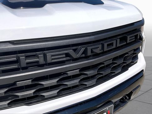 Certified 2024 Chevrolet Silverado 1500 Custom Trail Boss w/ Turbomax Blackout Package AWD/4WD image 29