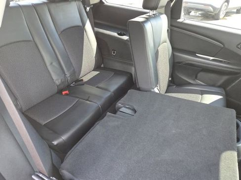 Used 2020 Dodge Journey Crossroad w/ Popular Equipment Group FWD image 27