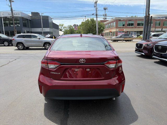 Used 2025 Toyota Corolla LE FWD image 7