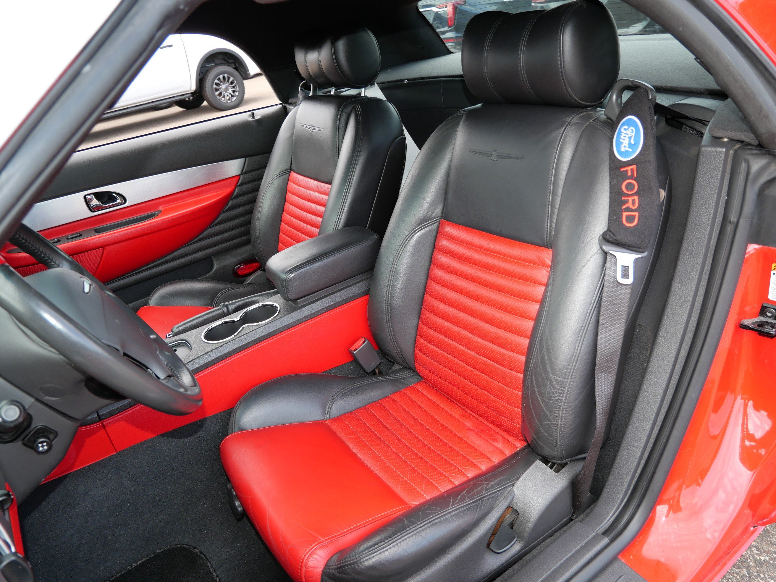 Used 2002 Ford Thunderbird RWD image 13