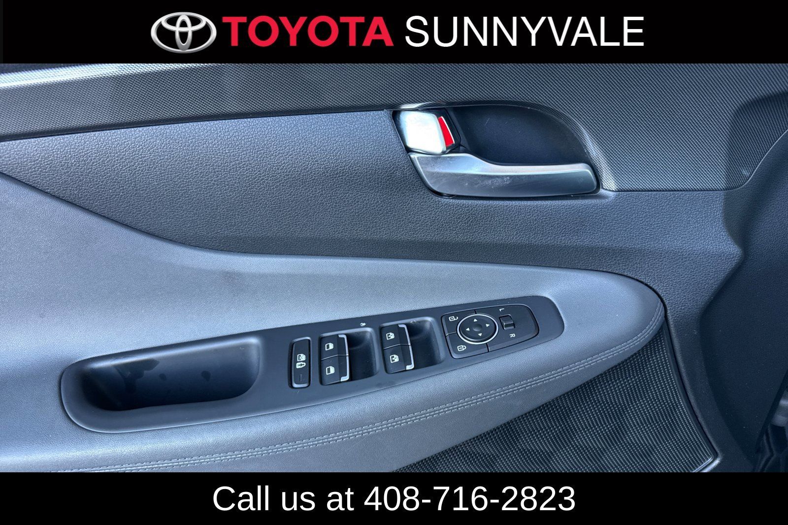 Used 2023 Hyundai Santa Fe SEL AWD/4WD image 15