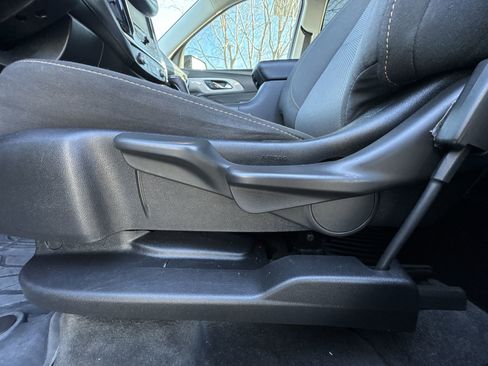 Used 2019 Chevrolet Traverse LS image 12