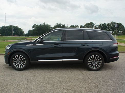 Used 2023 Lincoln Aviator Reserve w/ Equipment Group 201A AWD/4WD image 14