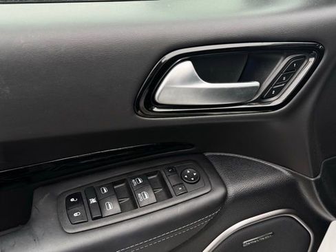 Used 2022 Dodge Durango Citadel image 13