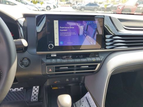 New 2026 Toyota Camry SE w/ Convenience Package FWD image 15