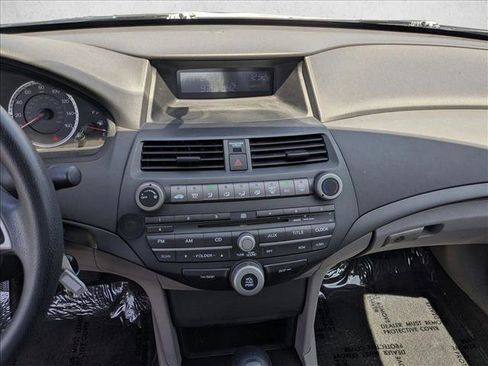 Used 2010 Honda Accord LX image 13