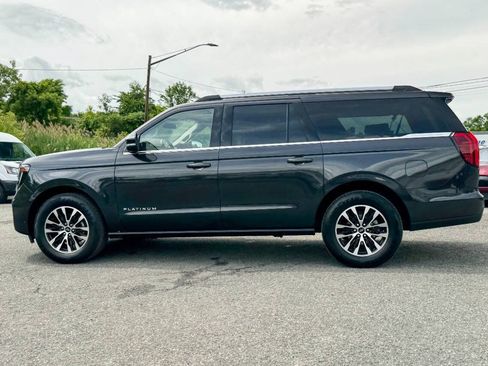 Used 2025 Ford Expedition Max Platinum AWD/4WD image 6