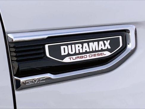 Used 2024 GMC Sierra 1500 Denali w/ Technology Package image 10