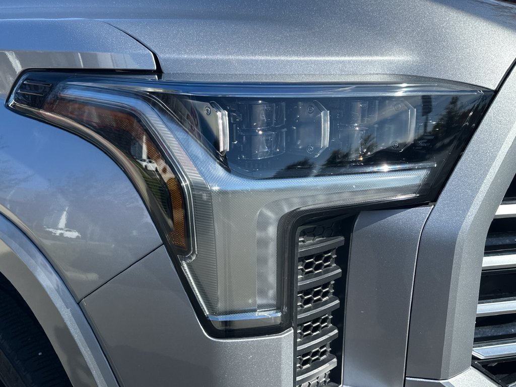 Used 2024 Toyota Tundra Capstone AWD/4WD image 9