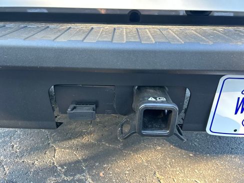 New 2025 Ford Maverick XLT w/ XLT Luxury Package image 27