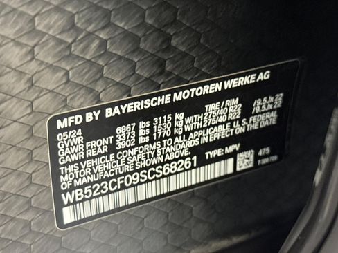Certified 2025 BMW iX xDrive50 w/ Premium Package AWD/4WD image 27