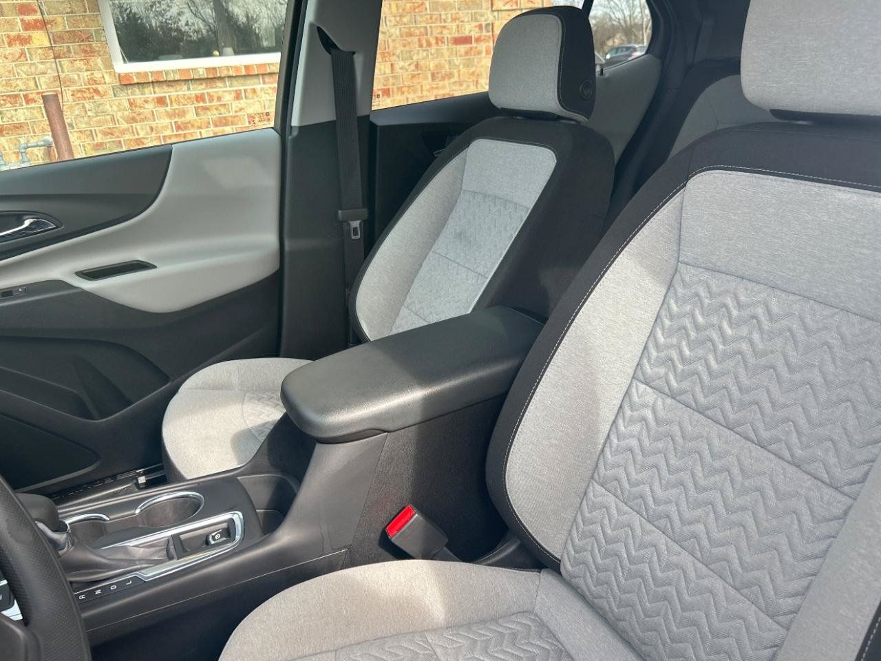 Used 2022 Chevrolet Equinox LT AWD/4WD image 19