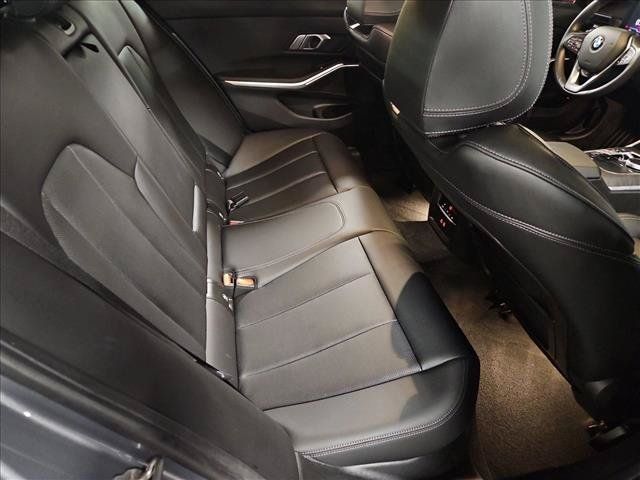 Certified 2023 BMW 330i Sedan w/ Premium Package RWD image 21