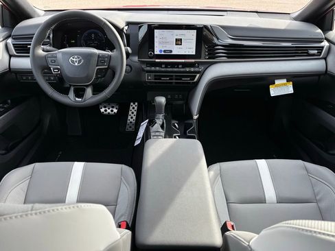 New 2026 Toyota Camry SE image 7
