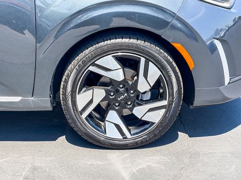 Used 2023 Kia Soul GT-Line w/ GT-Line Technology Package FWD image 17