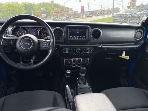 Used 2022 Jeep Wrangler Unlimited Sport AWD/4WD image 8