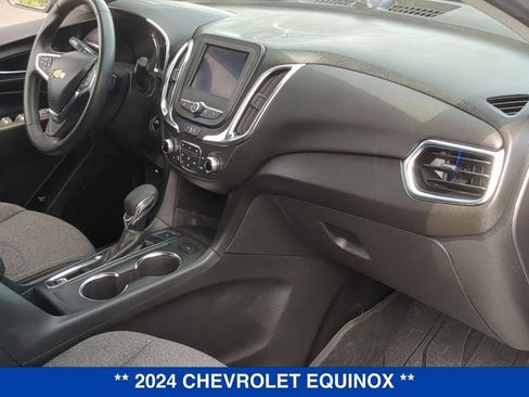 Certified 2024 Chevrolet Equinox LT w/ LPO, Floor Liner Package AWD/4WD image 24