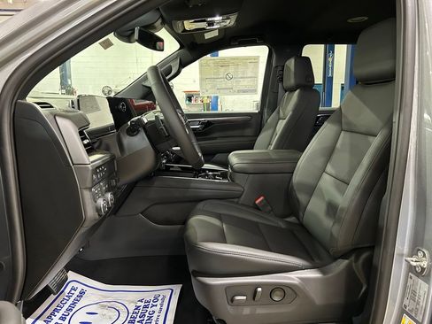 New 2026 Chevrolet Tahoe LT w/ Comfort Package AWD/4WD image 22