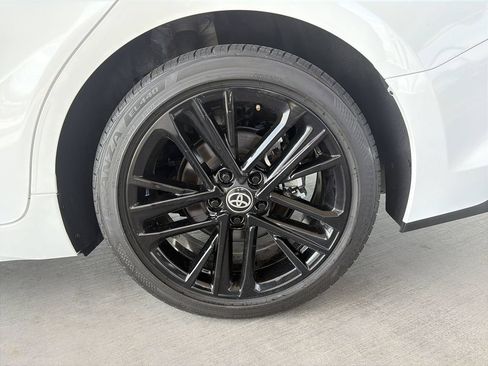 Certified 2025 Toyota Camry SE FWD image 8