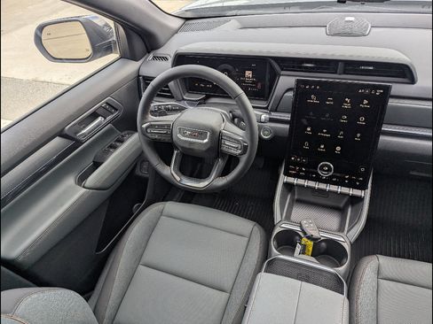 New 2026 GMC Terrain AT4 w/ Technology Package II AWD/4WD image 20
