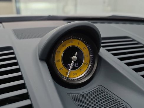 Certified 2025 Porsche 911 Turbo AWD/4WD image 21