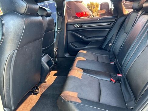 Used 2019 Honda Accord Sport image 7