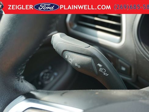 Used 2023 Ford Edge SEL AWD/4WD image 24