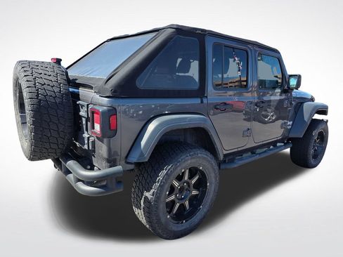 Used 2018 Jeep Wrangler Unlimited Sport AWD/4WD image 9