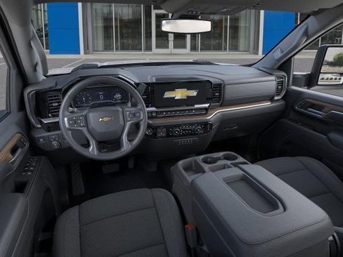 New 2026 Chevrolet Silverado 3500 LT image 15