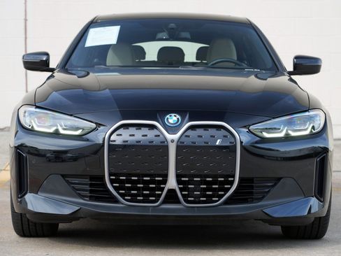 Used 2024 BMW i4 eDrive35 w/ Premium Package RWD image 7