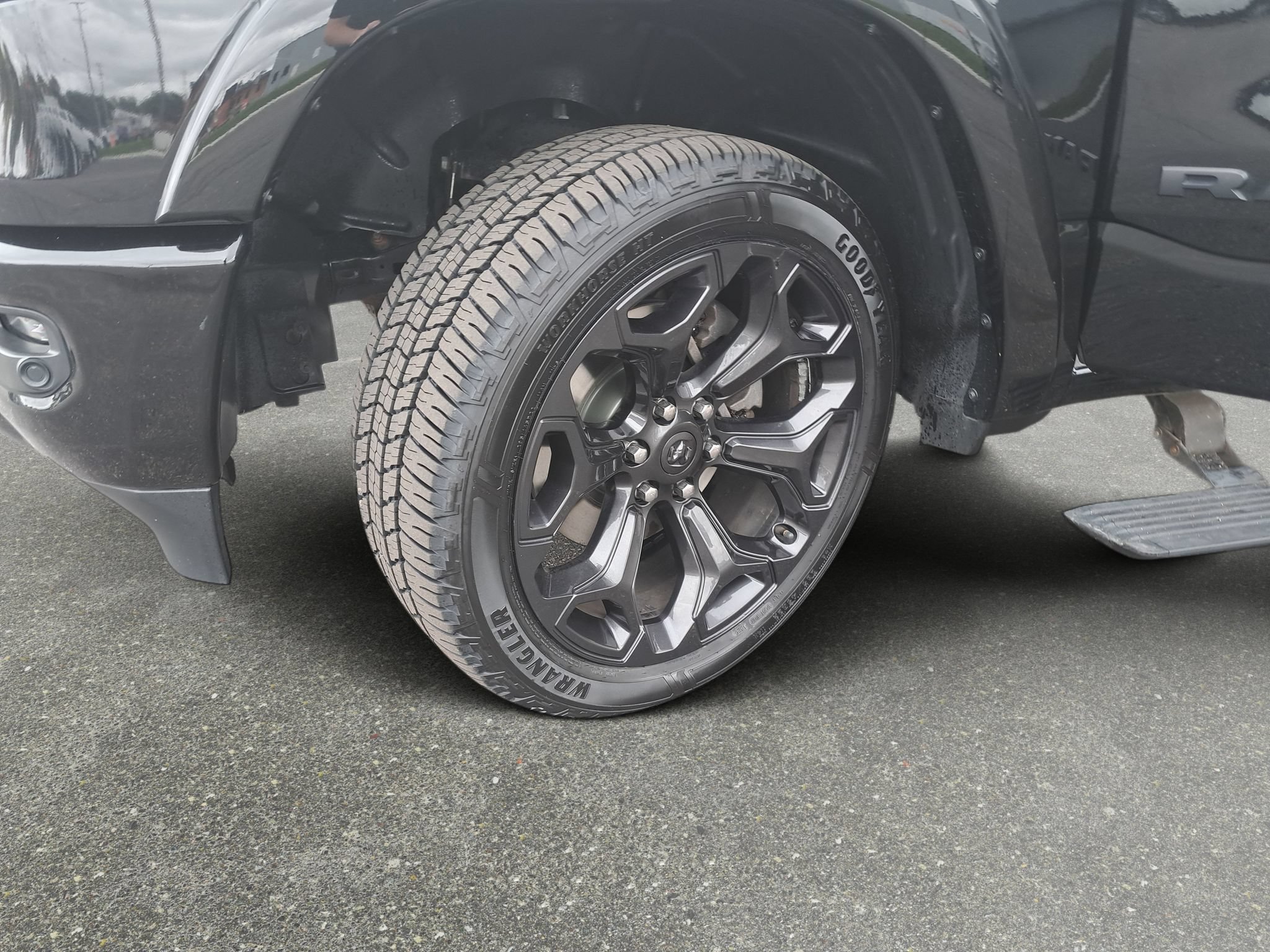 Used 2021 RAM 1500 Limited w/ Night Edition AWD/4WD image 28