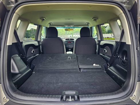 Used 2016 Kia Soul FWD image 29