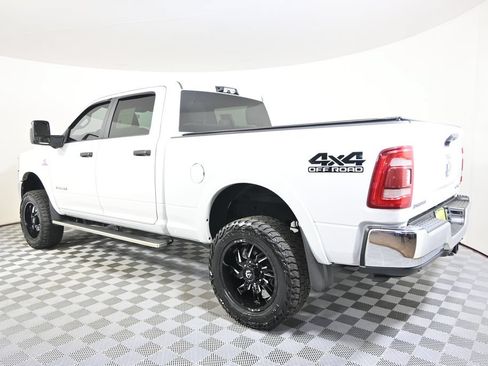 Used 2024 RAM 3500 Big Horn w/ Towing Technology Group AWD/4WD image 4