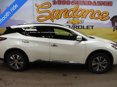 Used 2021 Nissan Murano S FWD image 1