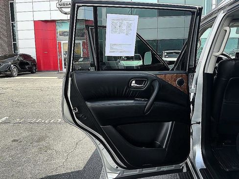 Certified 2024 Nissan Armada SL AWD/4WD image 25