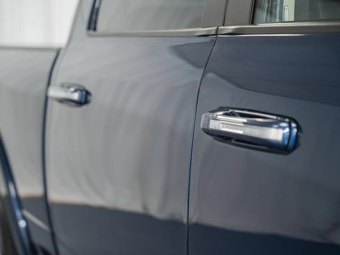 Used 2022 RAM 2500 Laramie AWD/4WD image 18