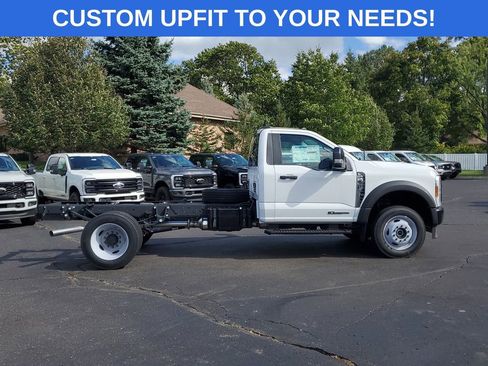 New 2025 Ford F450 XL image 30
