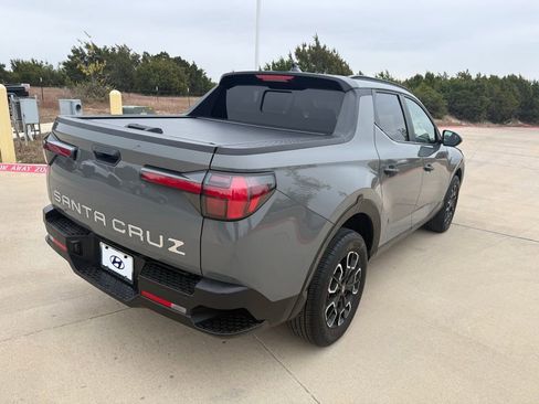 Certified 2024 Hyundai Santa Cruz SEL w/ Activity Package image 5