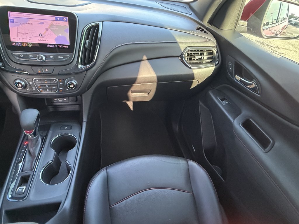 Used 2022 Chevrolet Equinox RS w/ RS Leather Package FWD image 17
