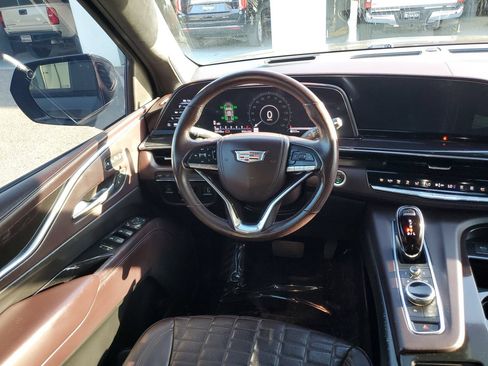 Used 2021 Cadillac Escalade ESV Sport Platinum RWD image 13