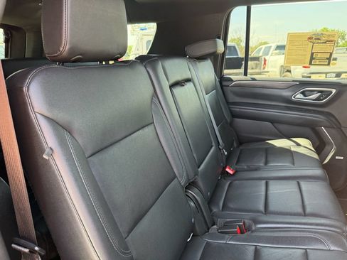 Used 2021 Chevrolet Suburban LT AWD/4WD image 22
